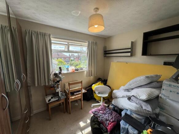 3 bed Semi-Detached to rent Image 10