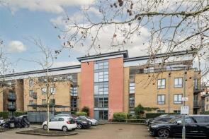 Flat 34, Longthorpe Court, Invermead Close, London W6 0QH
