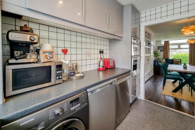 3 bed Terraced for sale Image 8