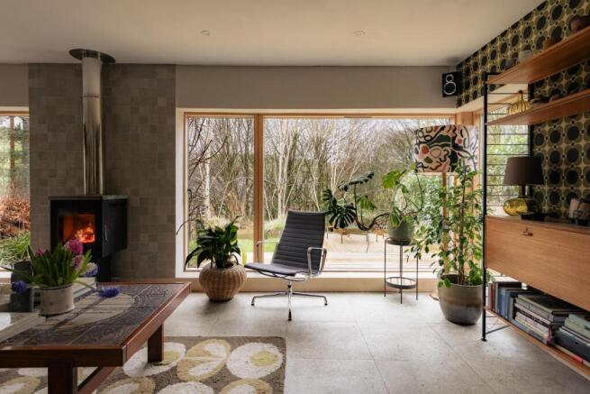 3 bed Detached for sale Image 8