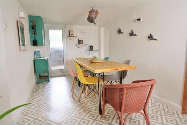 dining room.JPG