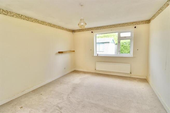 2 bed Detached Bungalow for sale Image 11