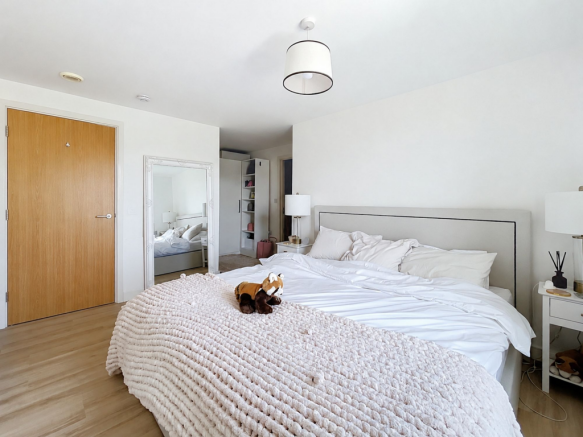 Master Bedroom with King size Bed