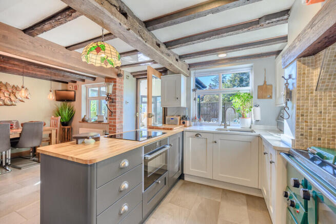 Dining Kitchen 6