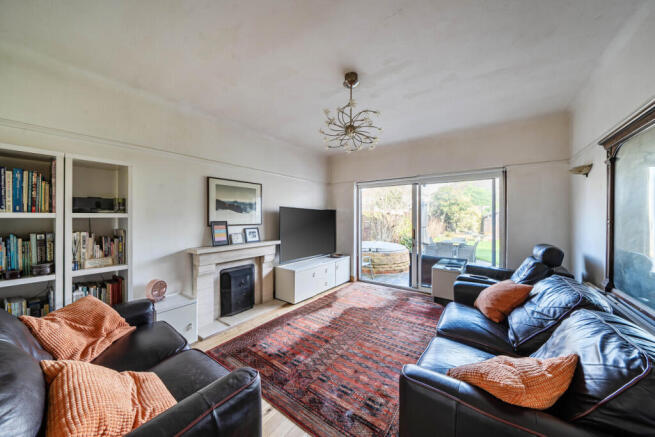 1405756-6-6985d54...