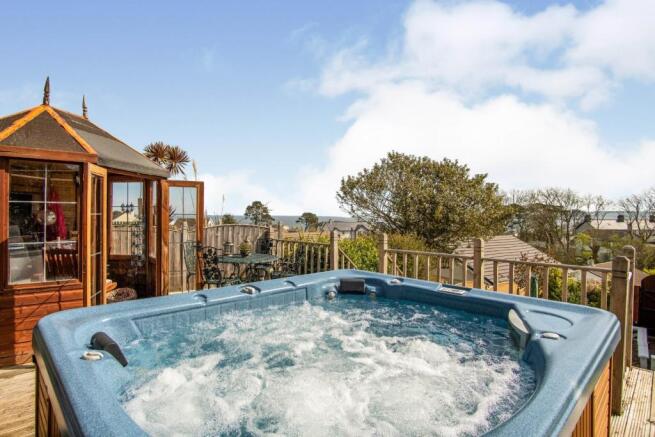 Hot Tub and Sea View