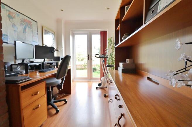Photo 9