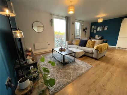 Farnborough Road, Farnborough, Hampshire, GU14