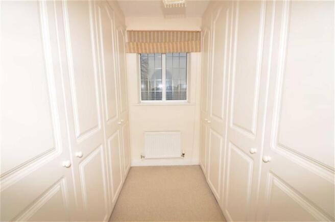 DRESSING ROOM