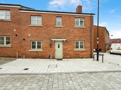 Lon Y Grug, Llandarcy, Neath