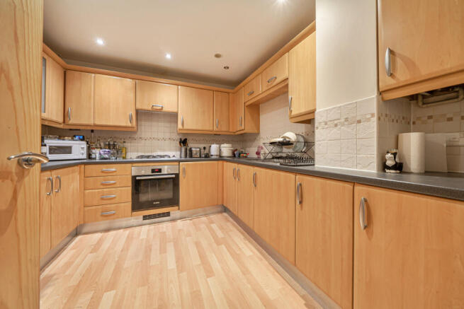 1420497-8-69aaf4d...