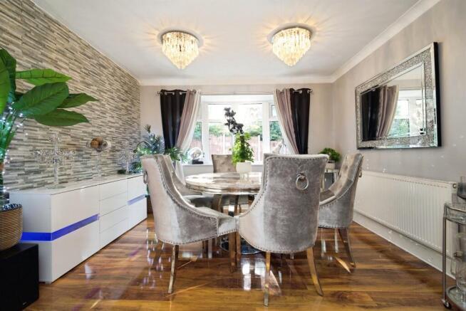 3 bed Detached Bungalow for sale Image 7