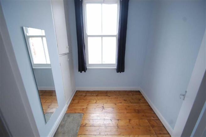 3 bed Terraced for sale Image 7