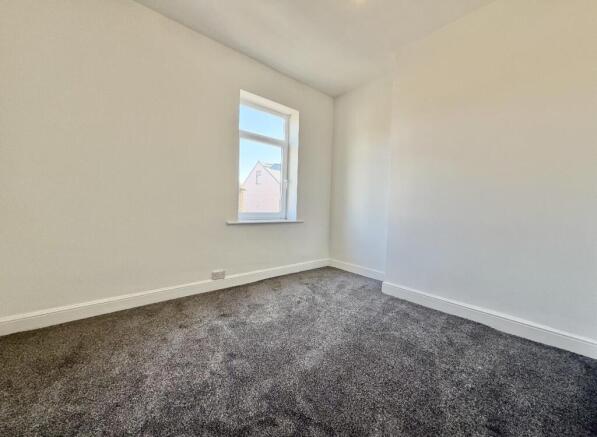 2 bed Semi-Detached for sale Image 6