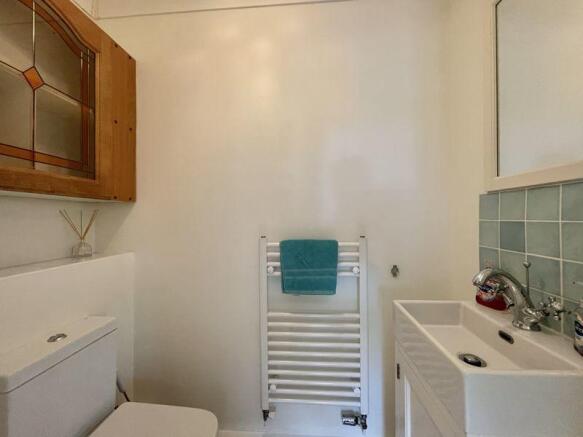 Cloakroom / WC