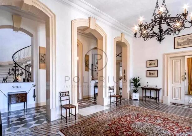 Spacious elegant interior with archways, a pattern
