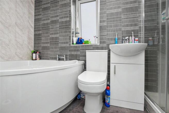 3 bed Terraced for sale Image 5