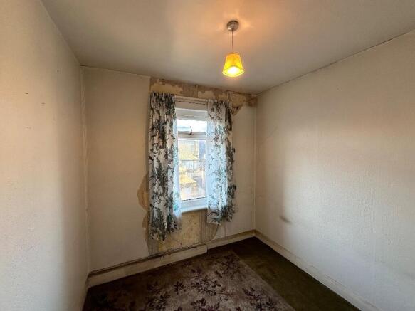3 bed Terraced for sale Image 8