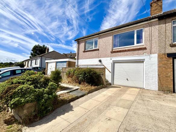 2 bed Semi-Detached Bungalow for sale Image 2
