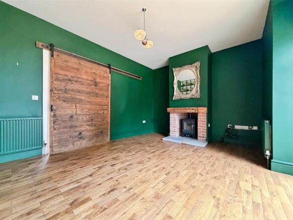 3 bed Barn Conversion for sale Image 9