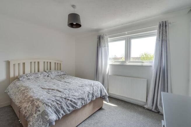 Bedroom 1.jpg