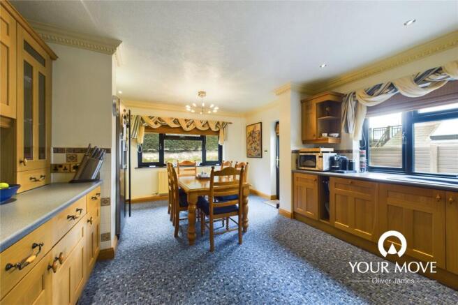 Kitchen / Breakfast