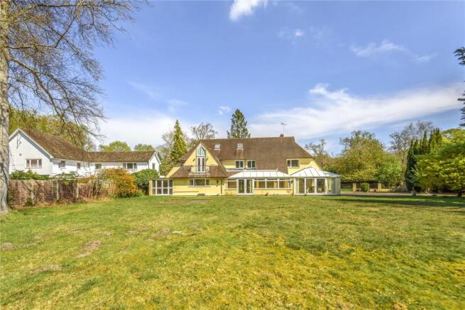 Garden To Rear Of Ho