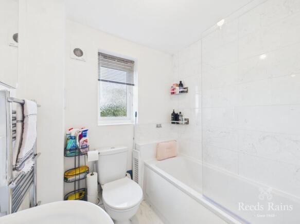 3 bed Detached for sale Image 7