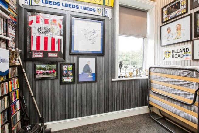 2 bed Terraced for sale Image 10