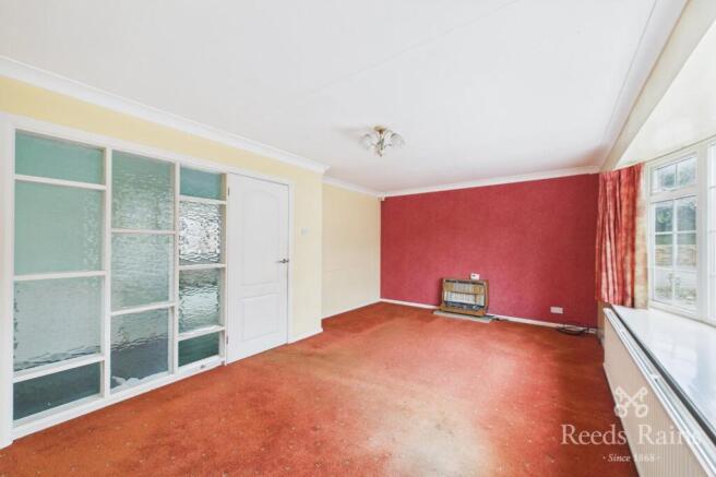 4 bed Detached for sale Image 5