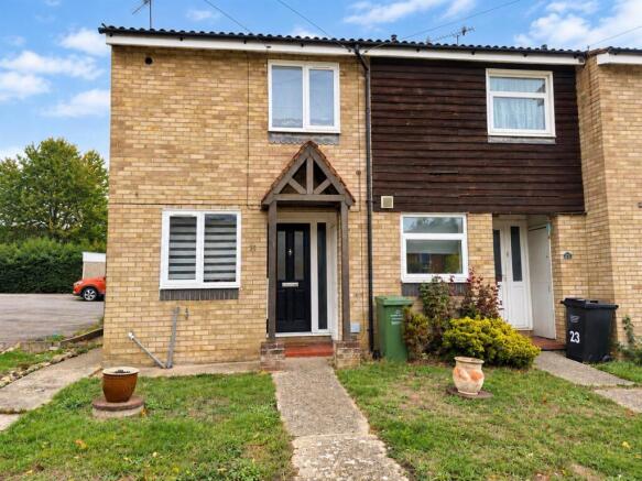 3-bed semi-detached on Harebell Close, Billericay, £385,000