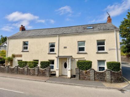 High Street, Camelford PL32