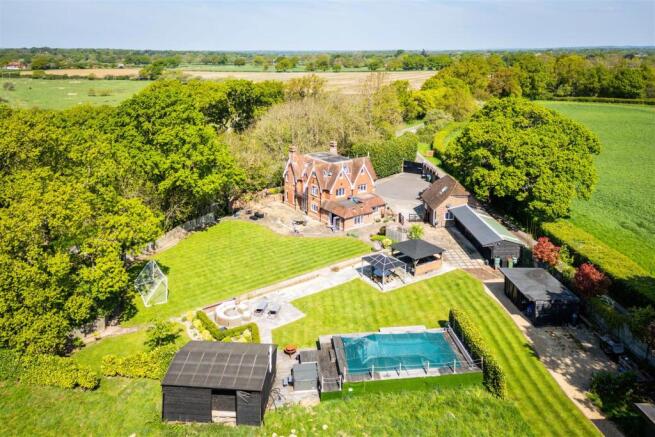 Bines Farm Cottage-4.jpg