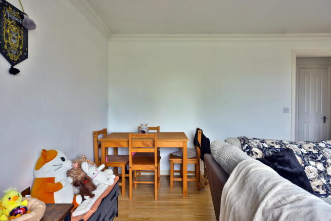 2 bed Flat for sale Image 8