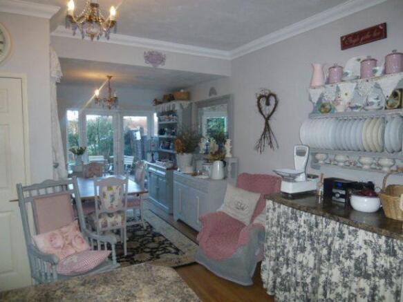 BREAKFAST ROOM