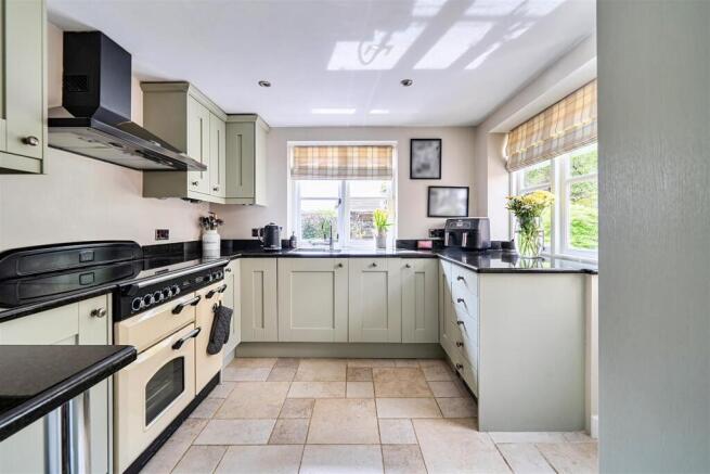 Ivy House, 10 Station Road, Helmdon (11).jpg