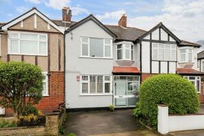 15, College Gardens, New Malden KT3 6NT