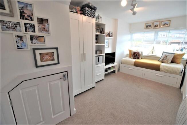 Sitting Room/Bedroom