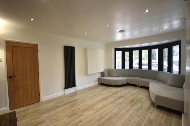 3 bed Detached for sale Image 7