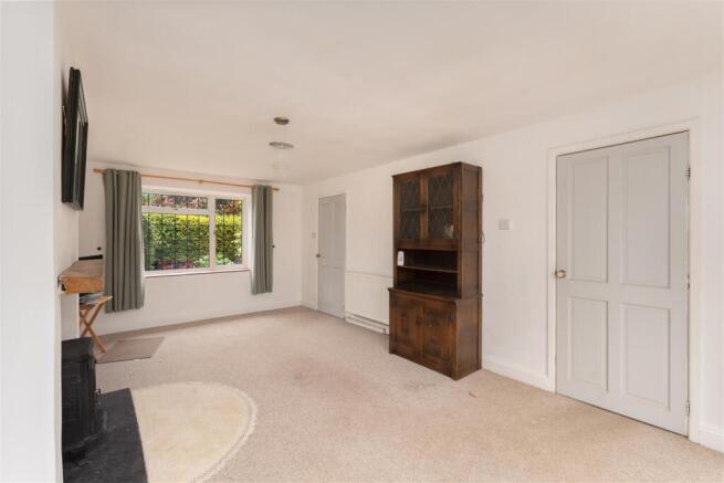 4 The Glebe, Aynho-6.jpg