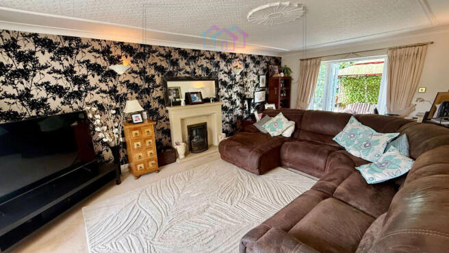 3 bed Detached for sale Image 6