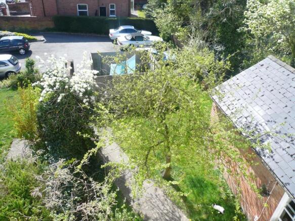 Gardens & Parking