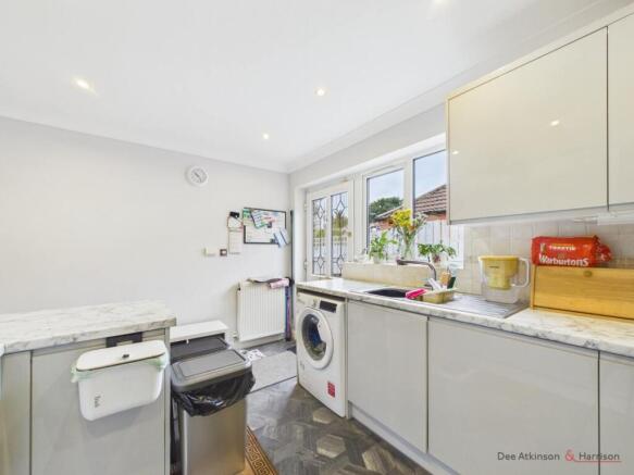 3 bed Bungalow for sale Image 9