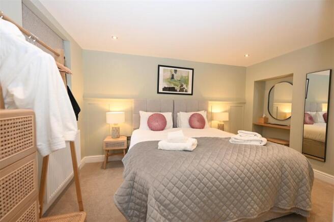 2 bed Apartment for sale Image 10