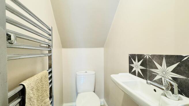 4 bed Terraced for sale Image 8