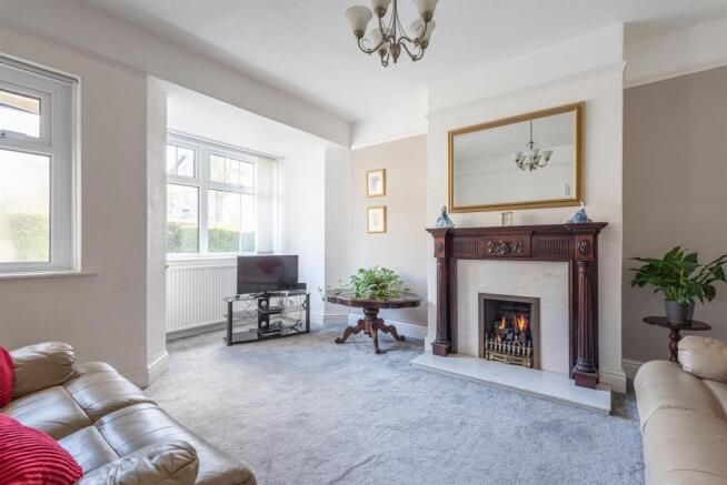 SITTING ROOM