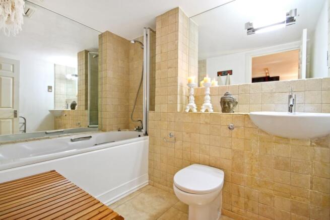 Guest Toilet (3)_...