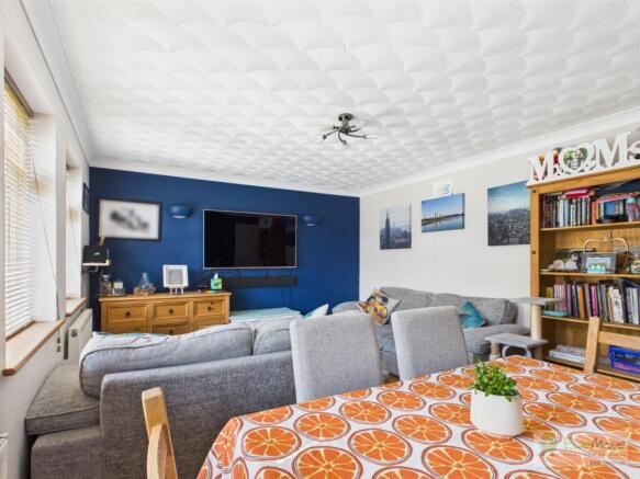 EweMove Mildenhall 11a Sandgalls Drive Living room