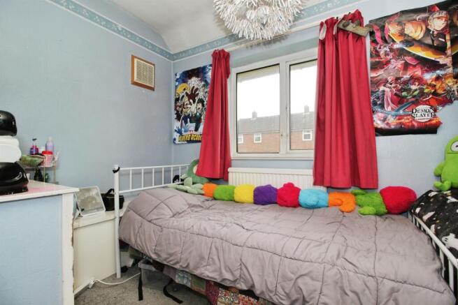 3 bed Semi-Detached for sale Image 10