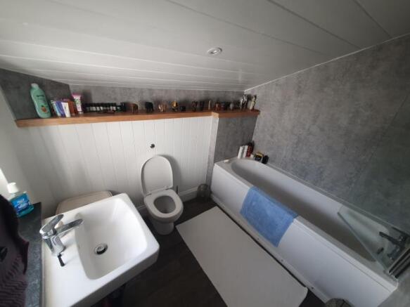 Photo 9